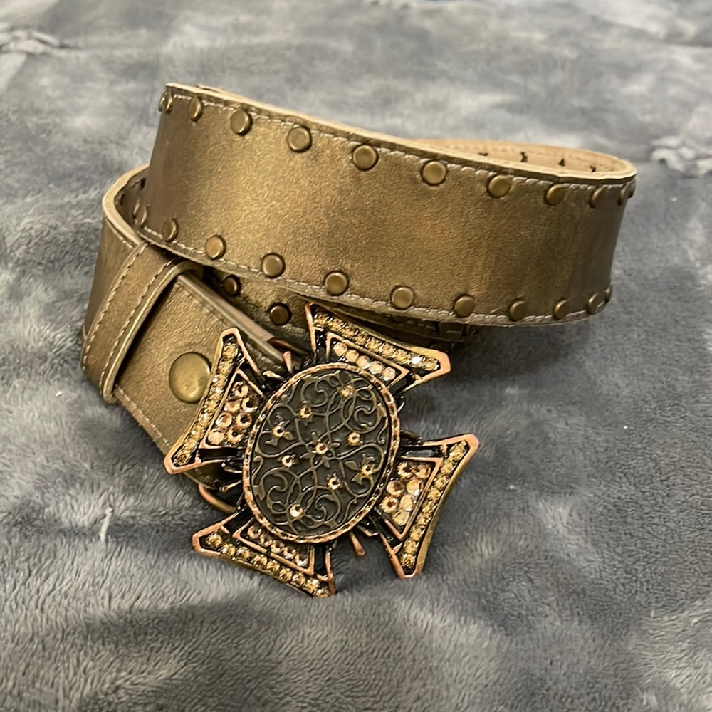 Caché belt